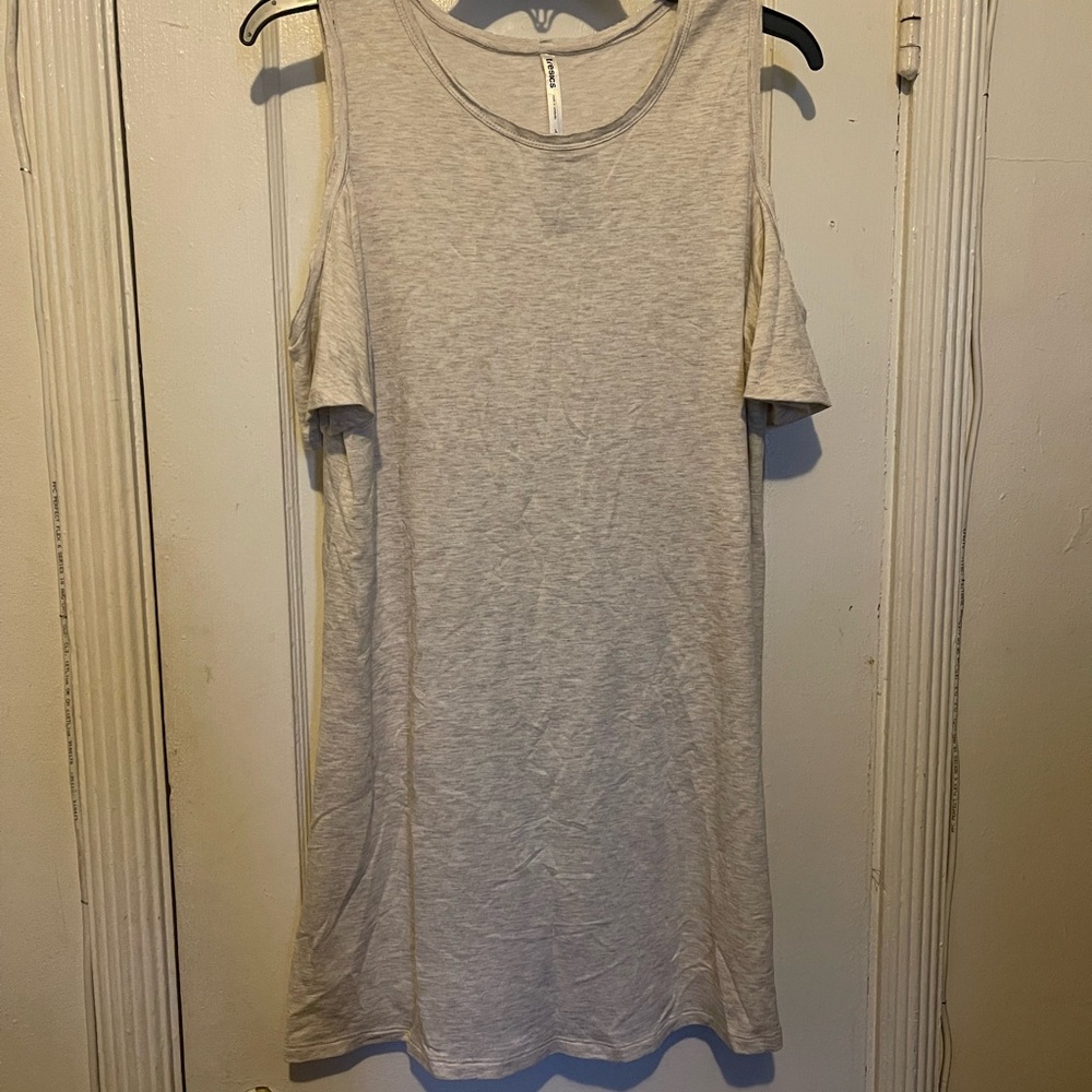 Cut out Shoulder Crewneck Tunic dress light cream